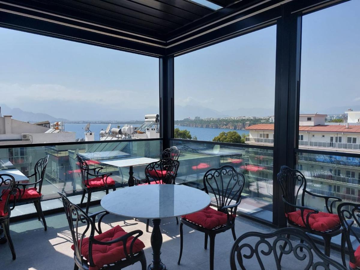 In The Middle Hotel Antalya Ngoại thất bức ảnh