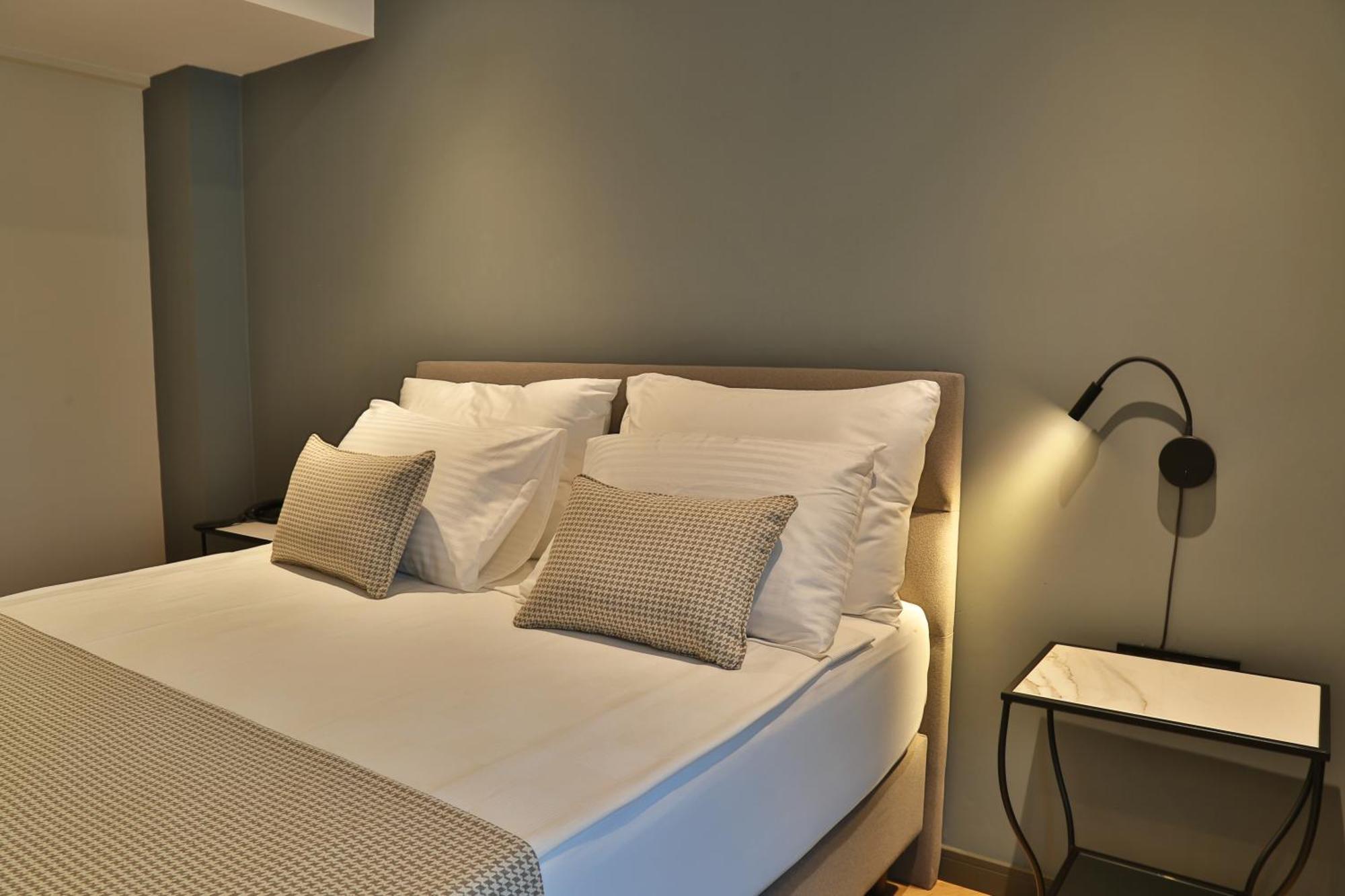 In The Middle Hotel Antalya Ngoại thất bức ảnh