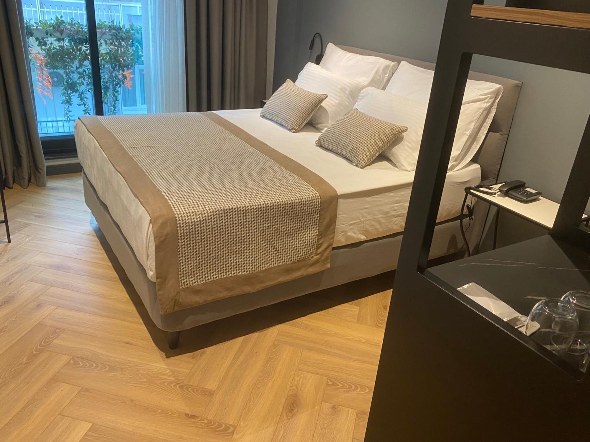 In The Middle Hotel Antalya Ngoại thất bức ảnh