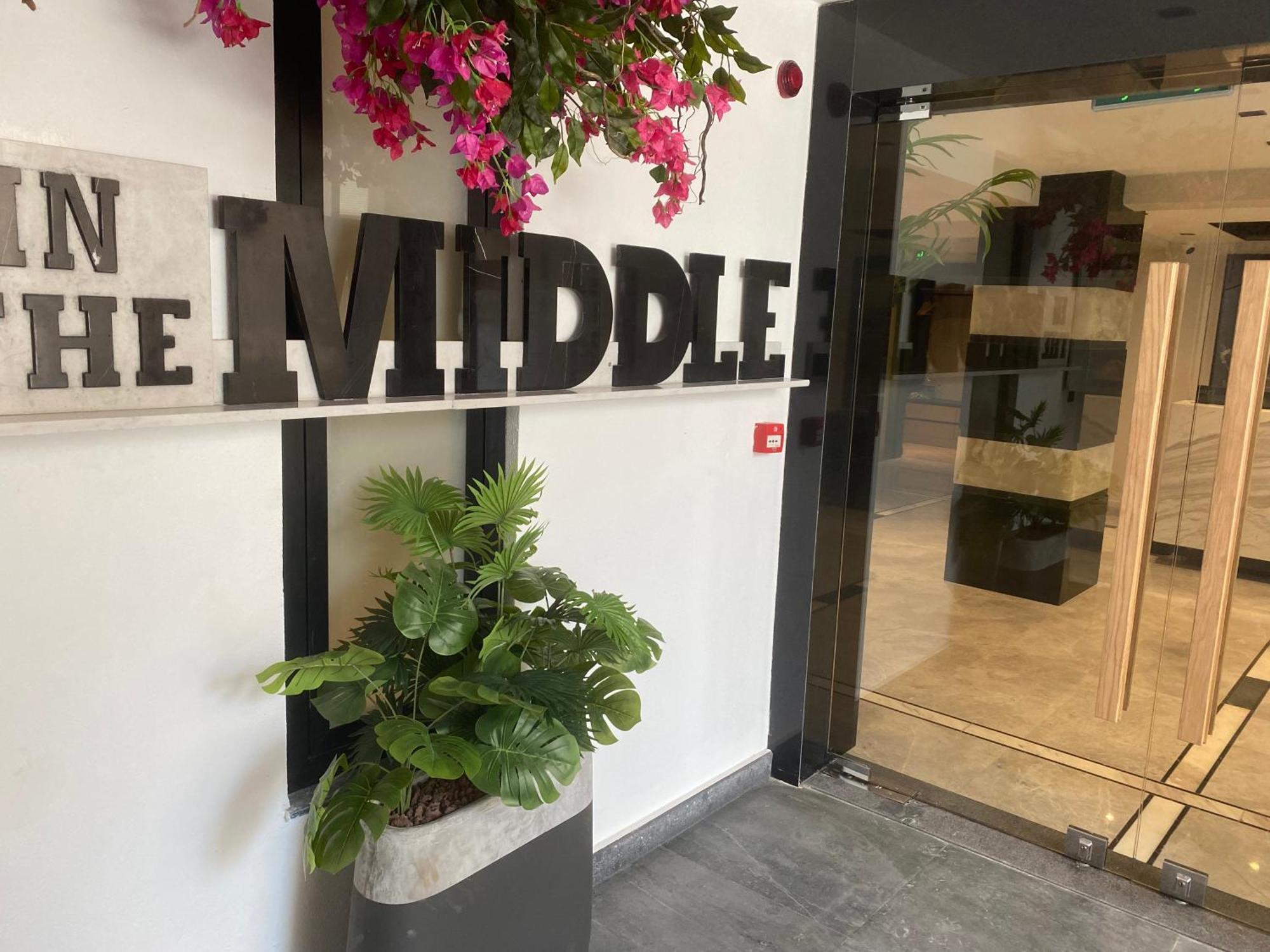In The Middle Hotel Antalya Ngoại thất bức ảnh